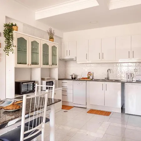 Joivy Deluxe With Terrace In Costa Da Caprica Apartment
