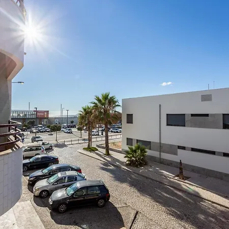Joivy Deluxe With Terrace In Costa Da Caprica *